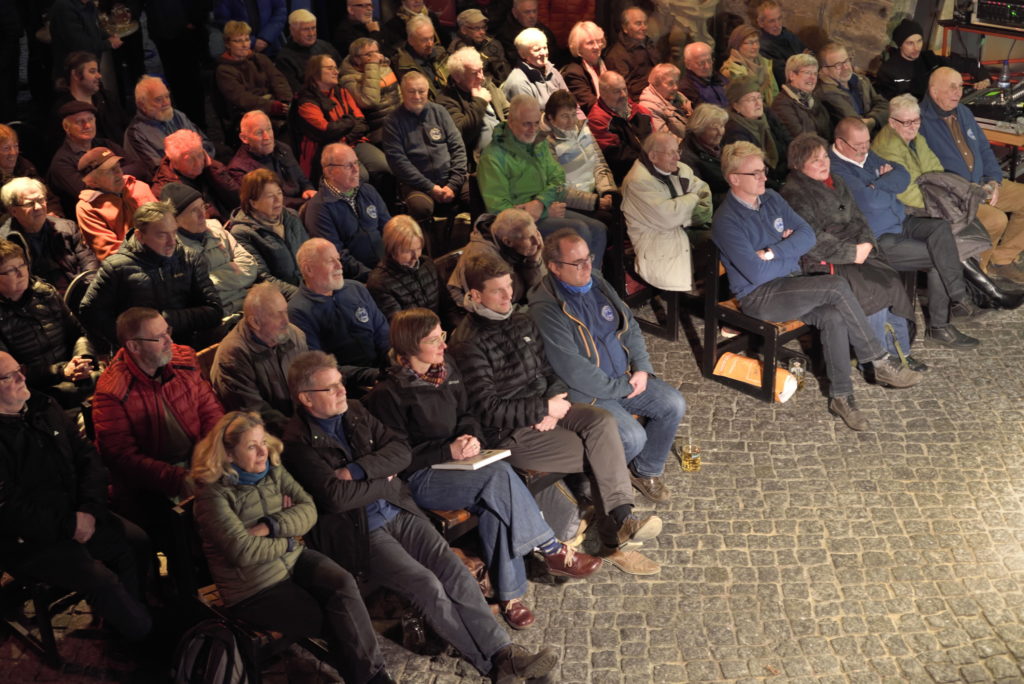 Buchvorstellung "100 Jahre Bergfinken" am 16.01.2020 im Dresdener Bärenzwinger