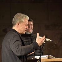 Dr. Peter Ufer als Moderator zur Buchvorstellung "100 Jahre Bergfinken" am 16.01.2020 im Dresdener Bärenzwinger
